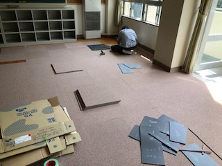小学校カーペット工事