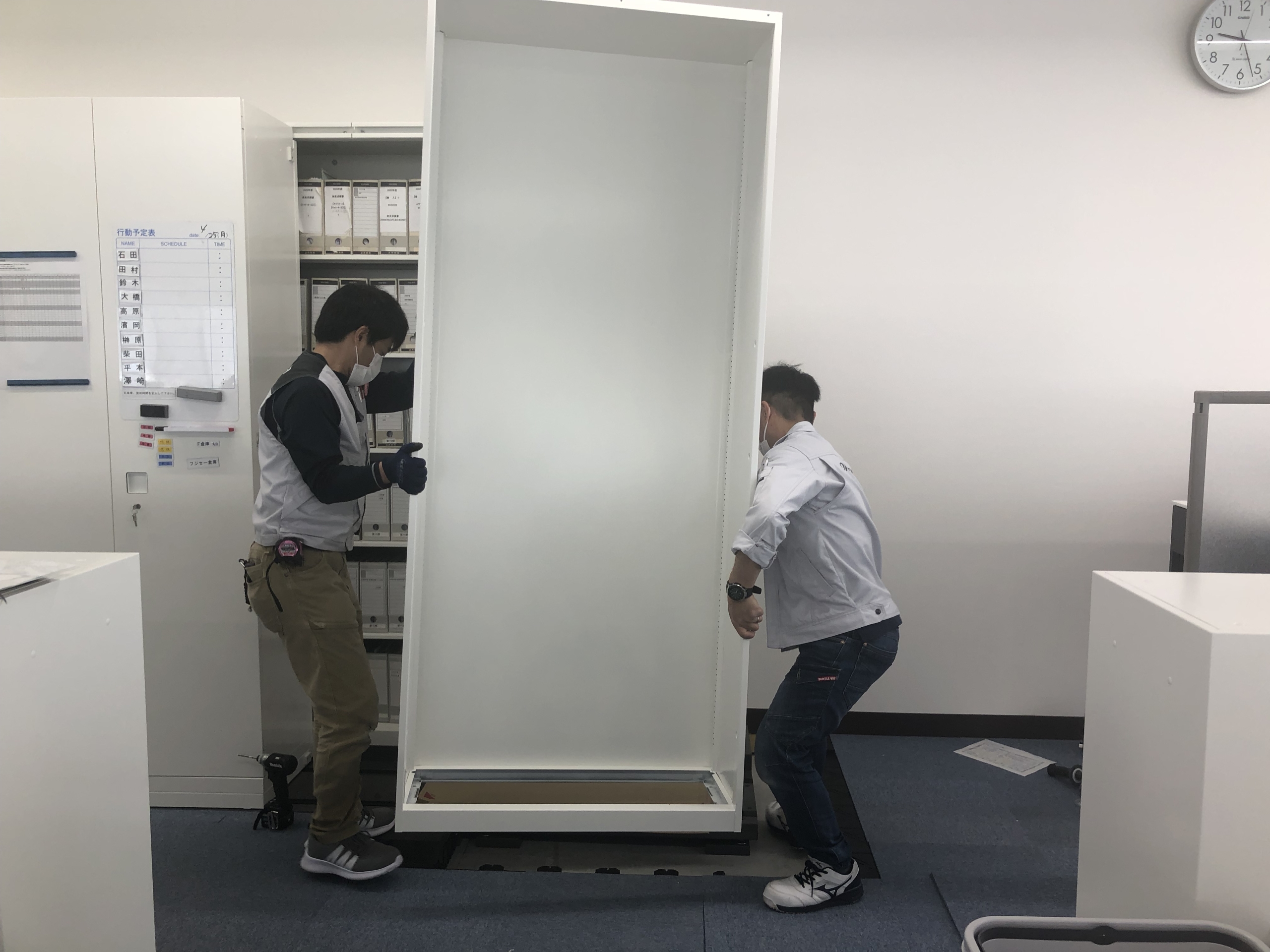 移動書庫の増設工事