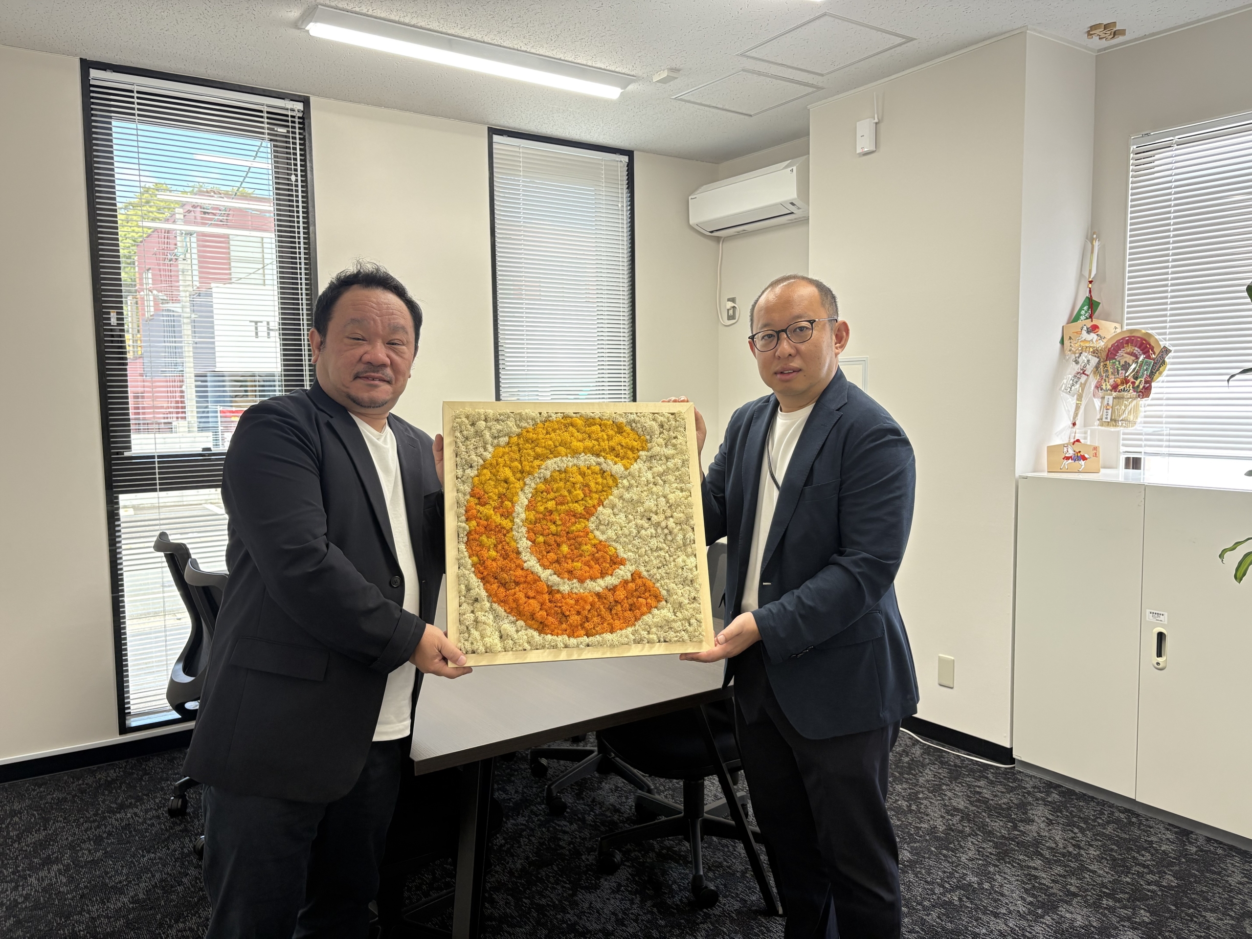 ジーニアルライト株式会社様