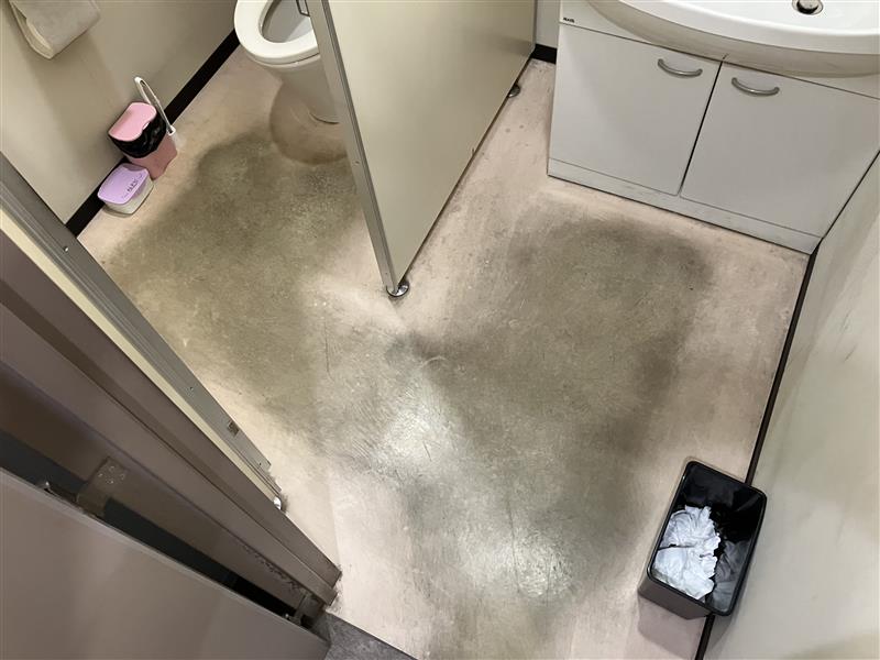 床長尺シート貼り替え工事施工前